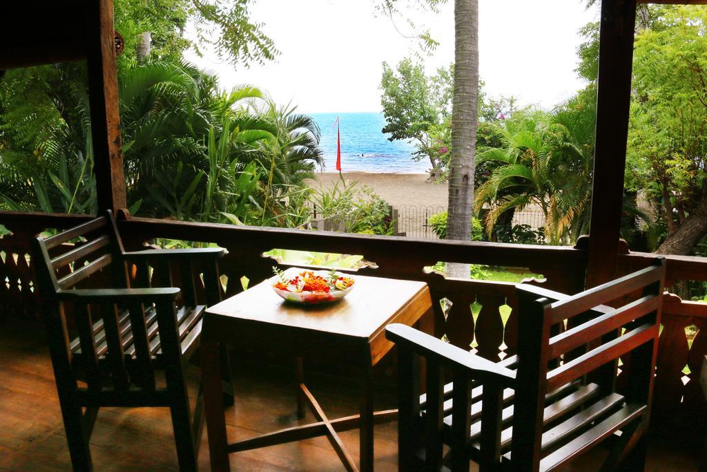 Lovina Beachhouse Villas Exterior photo